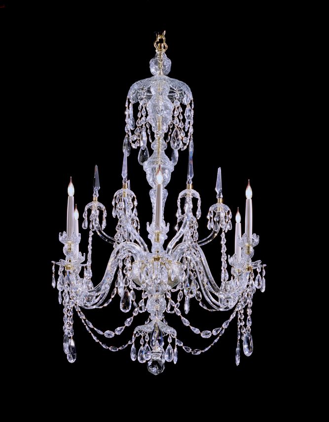 A PAIR OF GEORGE III STYLE CHANDELIERS | MasterArt